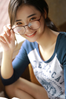 共享双胞胎齐娜齐琳